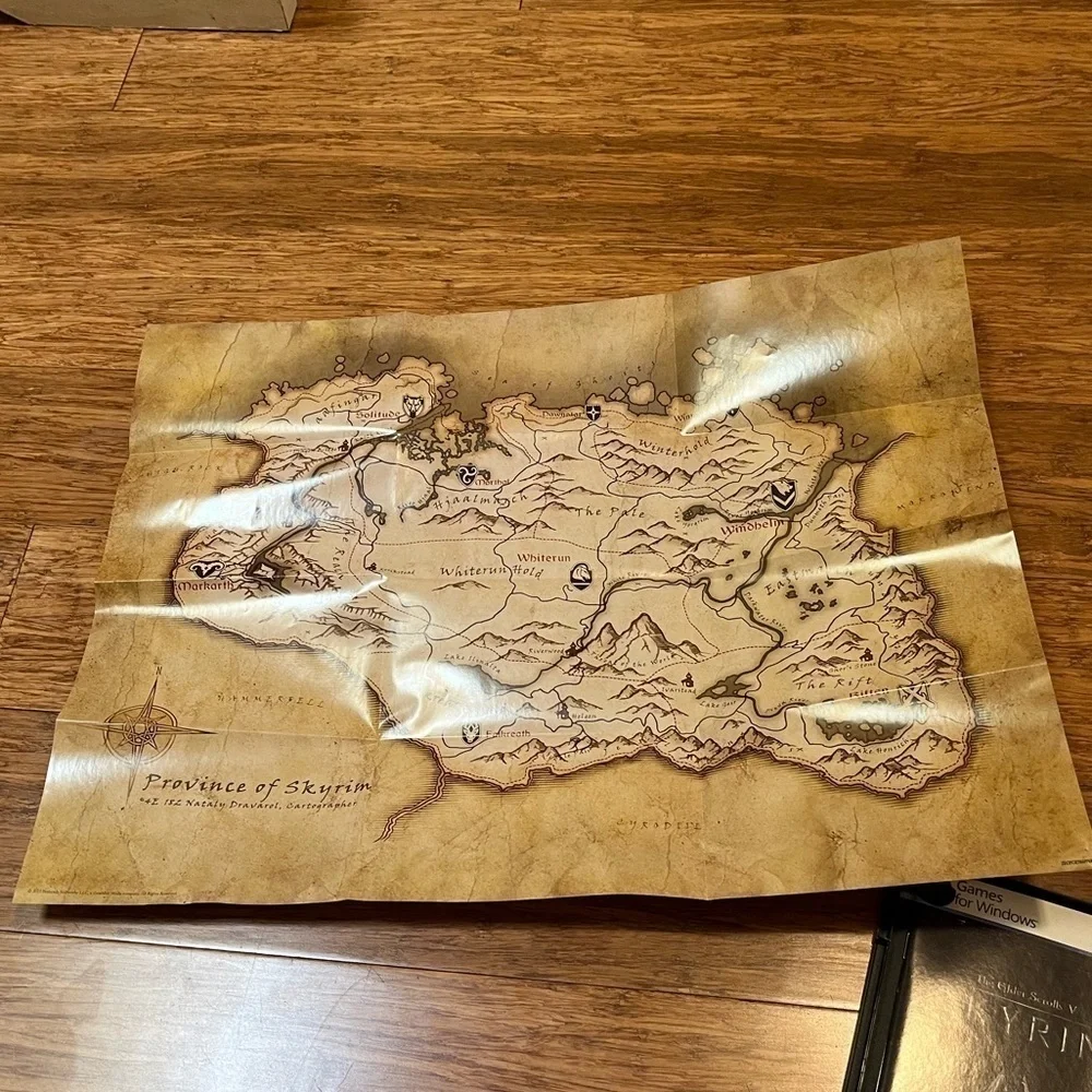 SKYRIM PC DVD game for windows w/ original MAP, case, and instruction booklet